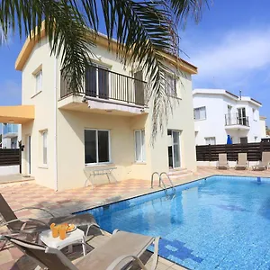 Seabreeze By Trulycyprus Villa