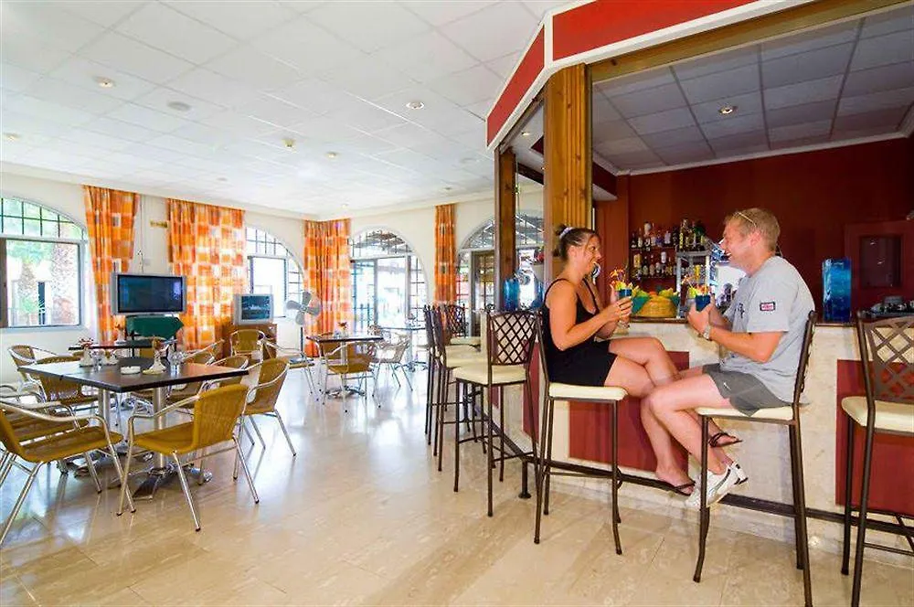 Cosmelenia Hotel Apartments Ayia Napa 3*,
